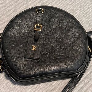 Empreinte Boite Chapeau Souple MM Black